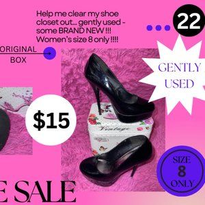 BLACK PATENT LEATHER STILETTOS